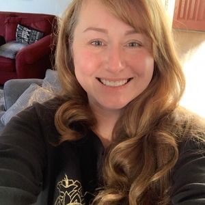 Meet your Posher, Lorraine